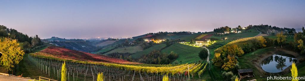 Agriturismo Acetaia Sereni Marano sul Panaro ภายนอก รูปภาพ
